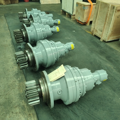Duurzame hydraulische versnellingsbak Reisdrive Einddriveversnellingsbak Planetaire versnellingsbak Versnellingsreducer voor graafmachineonderdelen