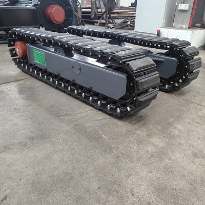 Onderstel met staalbanden voor 200 kg krabbelladers in een productie-installatie