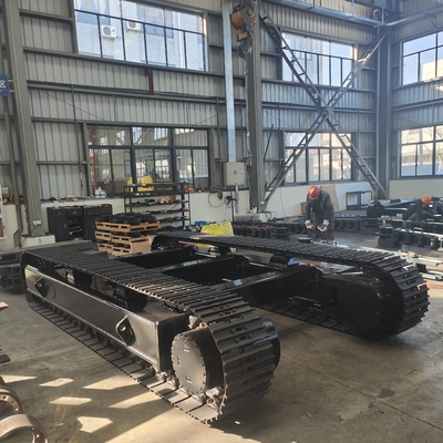 Chassis van 35T rubberen spoor met eind aandrijving, reismotor en onderstel van stalen spoor