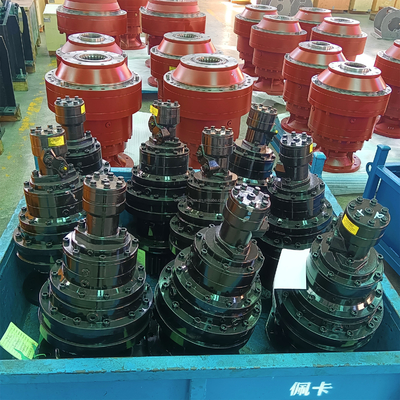 Goed en 200 kg Gewicht Hydraulische planetaire snelheidsreducer 300-321 voor 3500 Input Speed