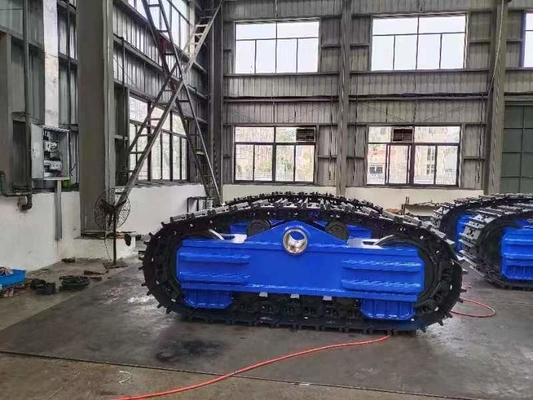 Chassis voor een tractiebaan met reismotor voor een laadvermogen van 80 ton Aanpasbaar
