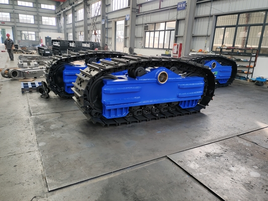 Chassis voor een tractiebaan met reismotor voor een laadvermogen van 80 ton Aanpasbaar