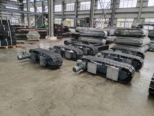Onderstel van stalen sporen met hydraulische transmissie voor graafmachines en boormachines